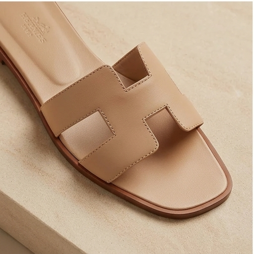 H.E.R.M.E.S ORAN SANDAL ( ALBINO BEIGE LAMBSKIN )
